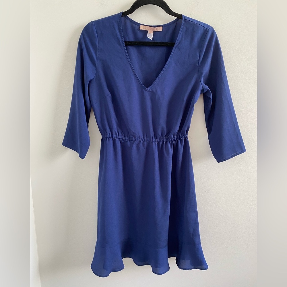Hutch Blue V-Neck Minimalist Ruffle Hem Mini Dress Size Small